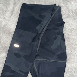 Alo Leggings High Wasted Camo Vapor Leggings